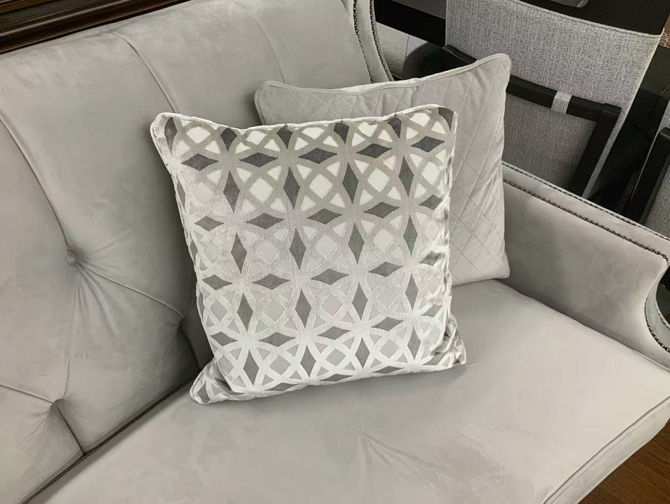 DR 2789 SOFA Floor Model