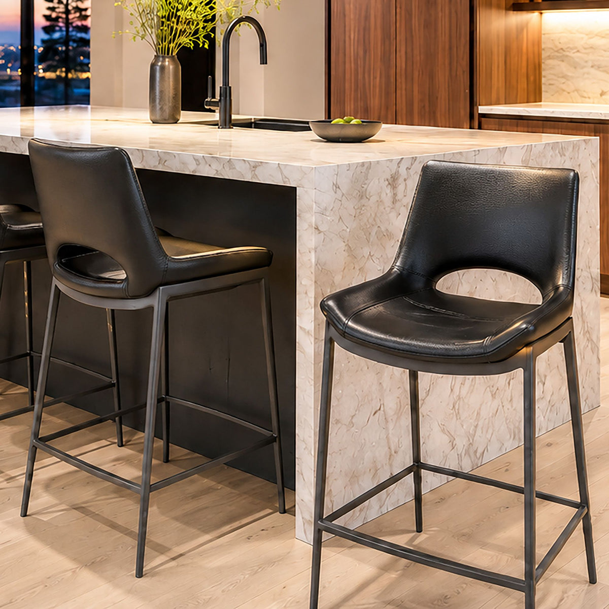 Icona 26" Counter Stool