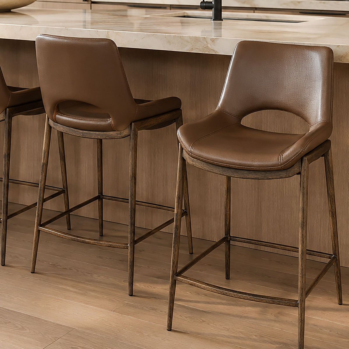 Icona 30" Bar Stool