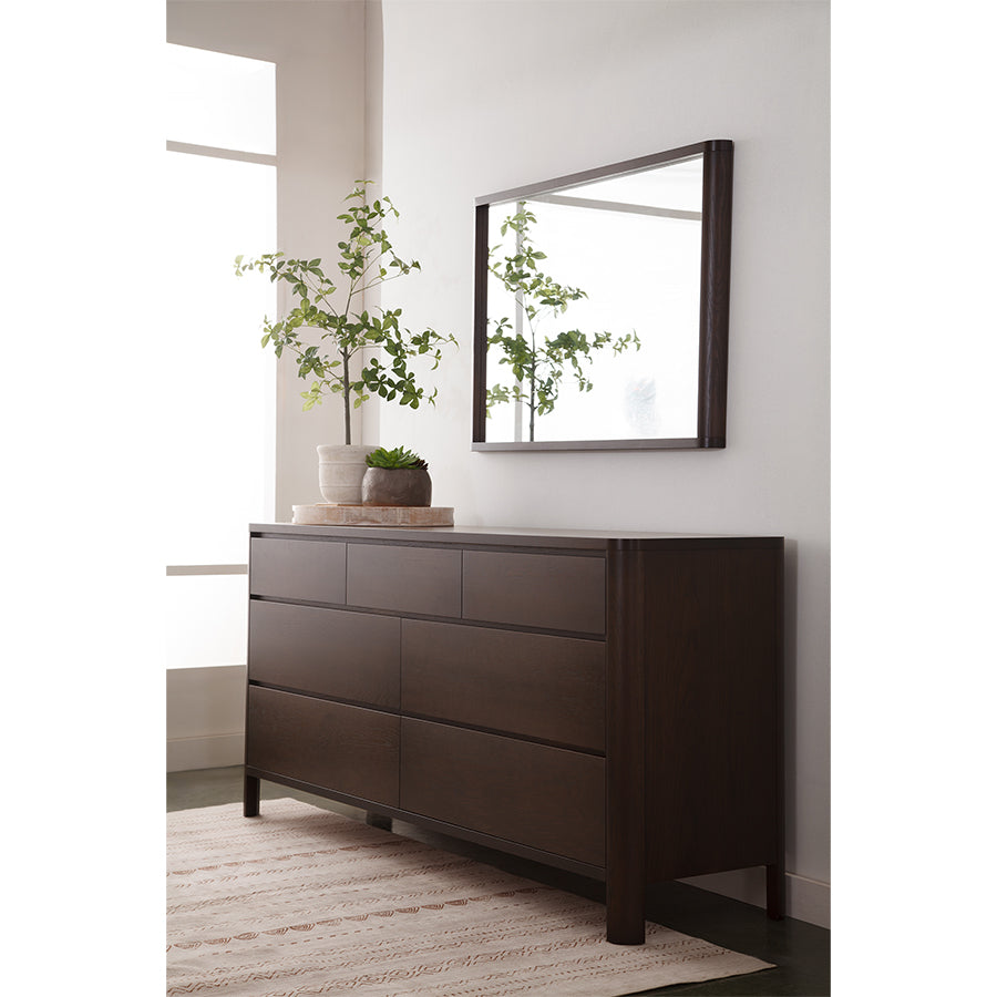 Curva Bedroom Dresser