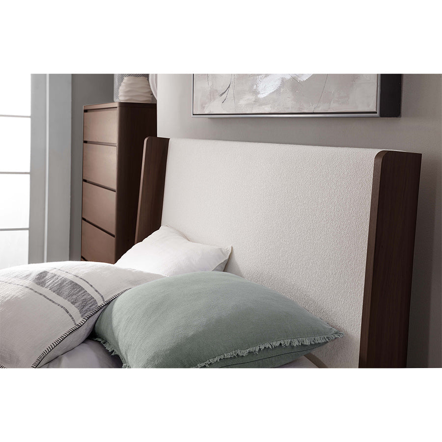 Curva Bedroom Shelter Bed