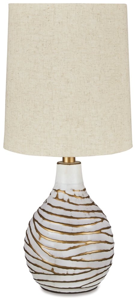 AshleyAleela Table Lamps