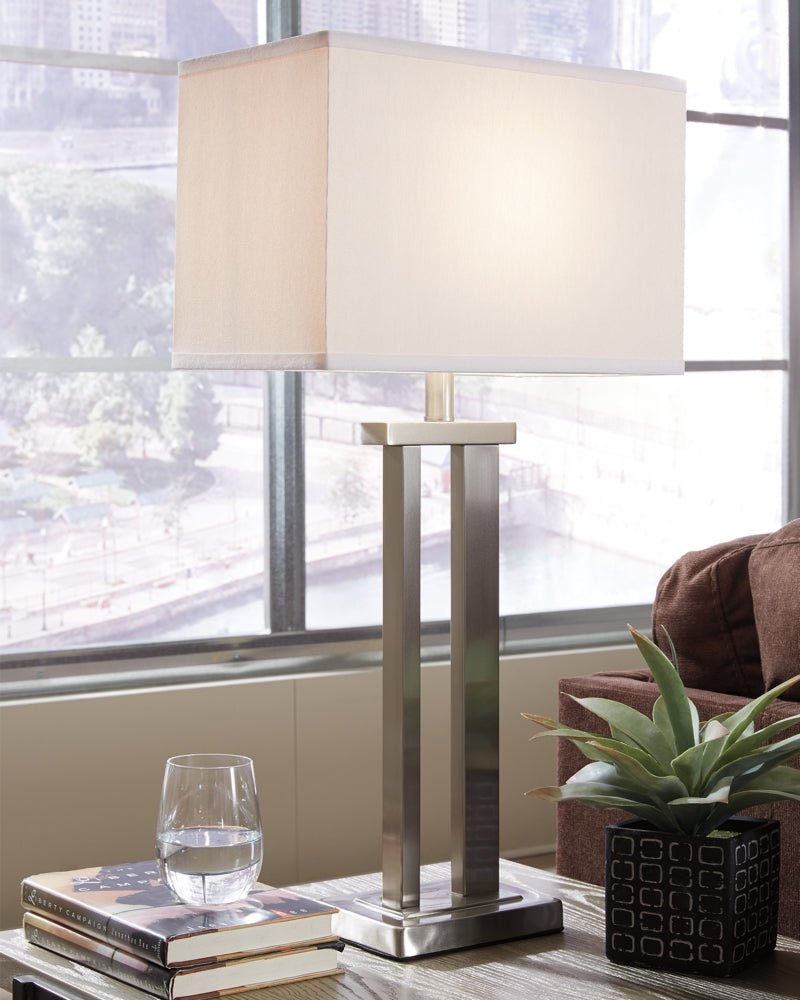 AshleyAniela Table Lamps