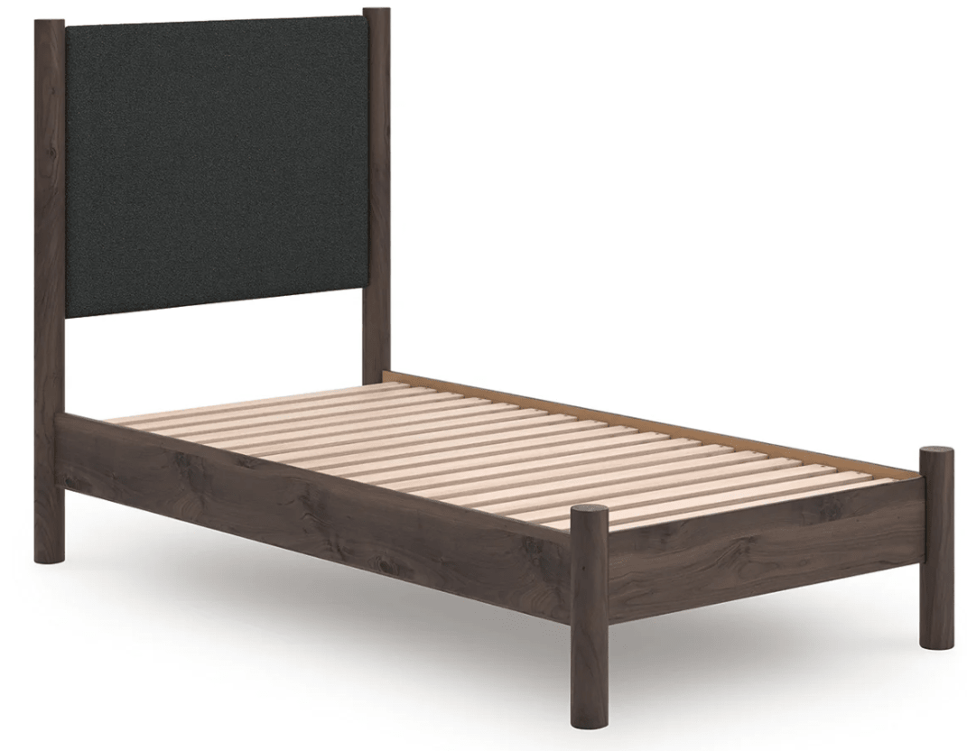 AshleyAshely PCB2614 Pamytta - Upholstered Panel Bed - Brown