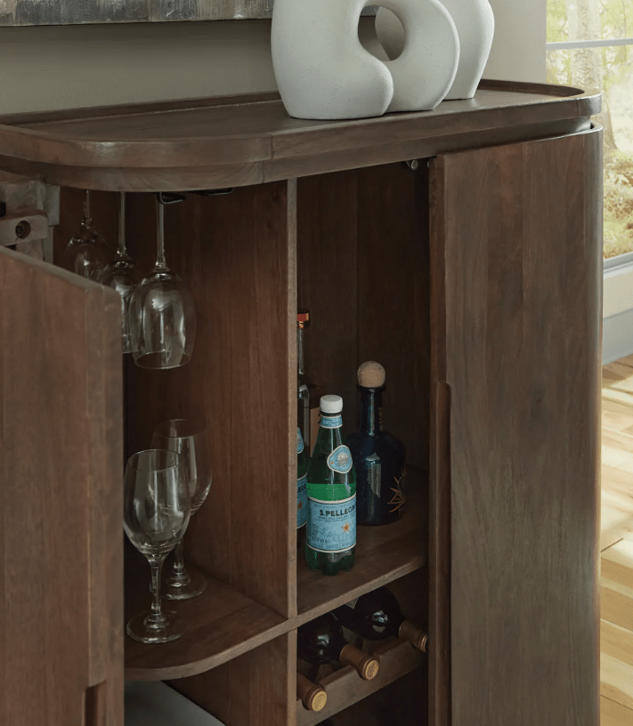 AshleyAshley A4000697 Landermont - Bar Cabinet - Medium Brown