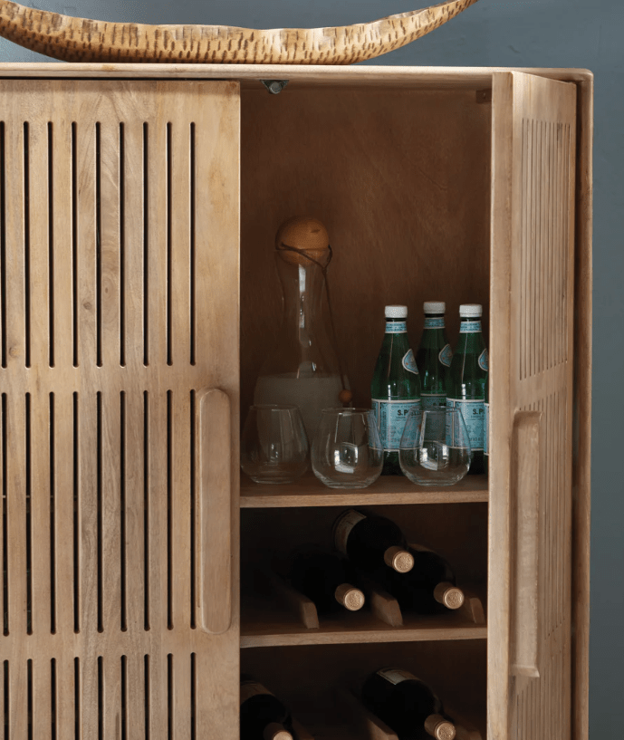 AshleyAshley A4000698 Pellamour - Bar Cabinet - Natural Brown