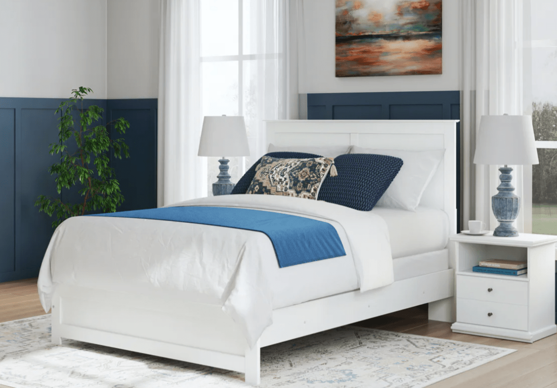 AshleyAshley B139 Bostwick Shoals - Panel Bed With Framed Footboard - White