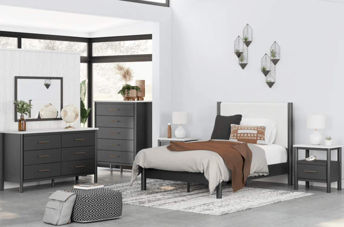 AshleyAshley B2616 Upholstered Panel Bed - Black / White