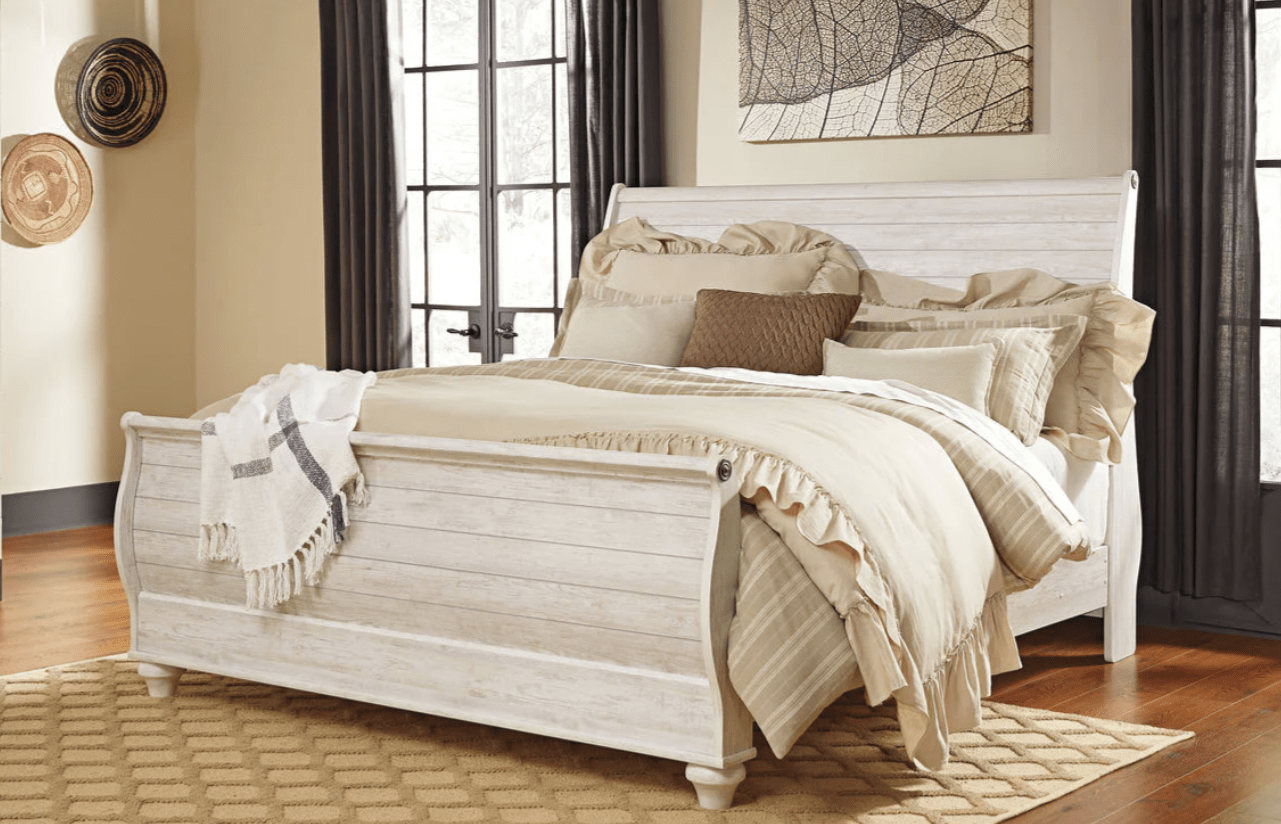 AshleyAshley B267 Willowton - Sleigh Bed With Faux Plank Design - Whitewash