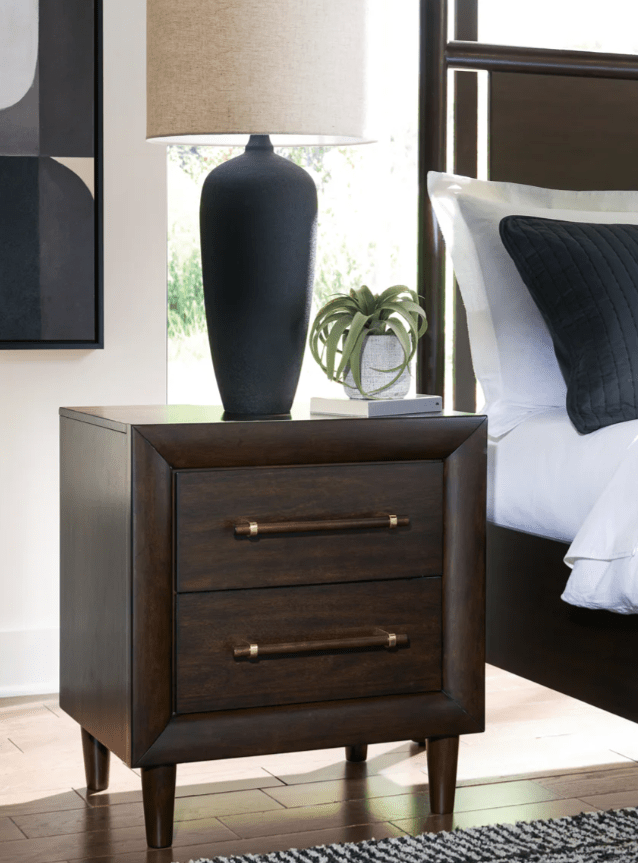 AshleyAshley B611 Dantenton - Panel Bedroom - Merlot