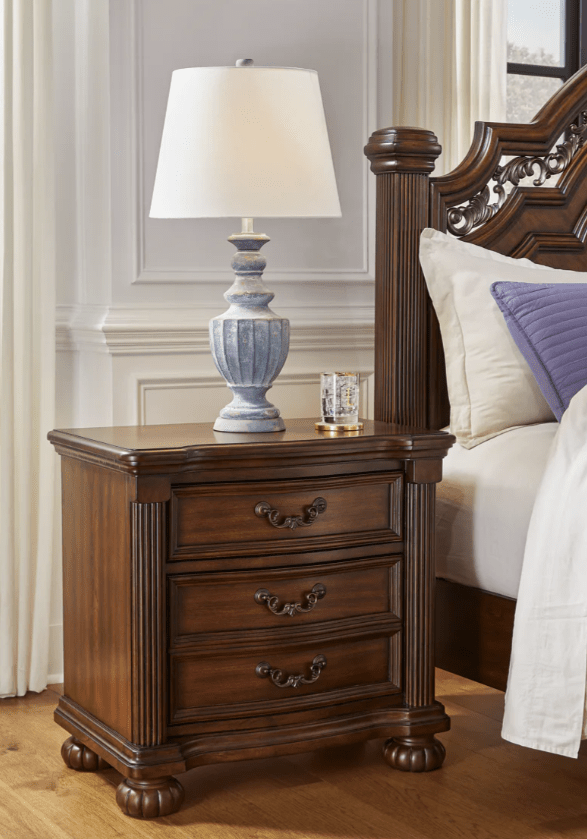 AshleyAshley B764 Lavinton - Poster Bed - Brown