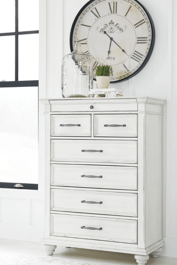 AshleyAshley B777 Kanwyn - Panel Bed with Storage Bench - Whitewash