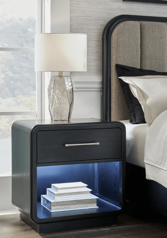 AshleyAshley B821 owanbeck - Upholstered Panel Bed - Gray / Black