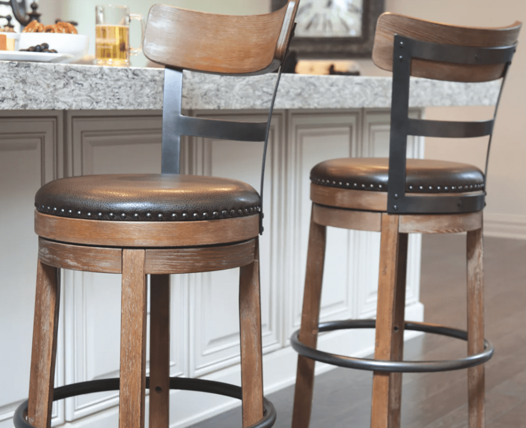 AshleyAshley D542 Pinnadel - UPH Swivel Barstool - Light Brown
