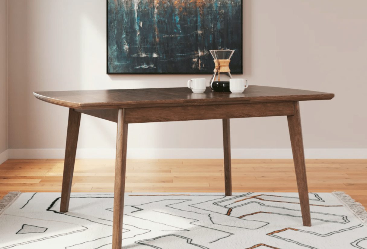 AshleyAshley D615 - 35 Lyncott - Rectangular Dining Room Butterfly Extension Table - Brown