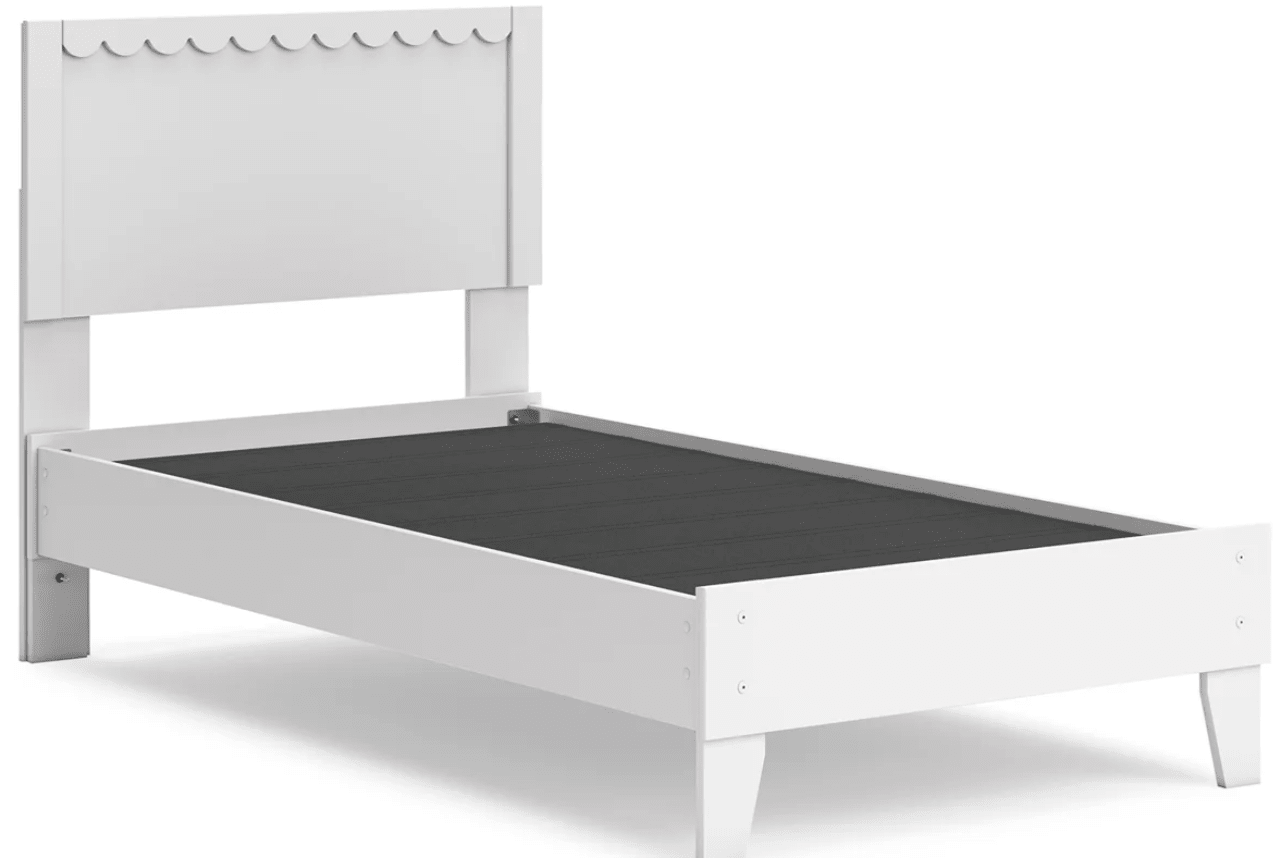AshleyAshley EB1810 Hallityn - Panel Platform Bed - White