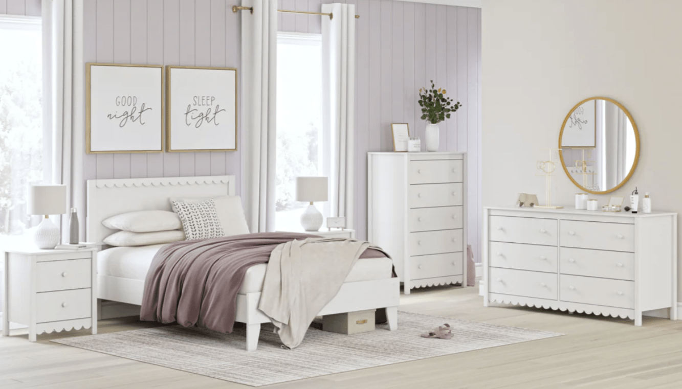 AshleyAshley EB1810 Hallityn - Panel Platform Bed - White