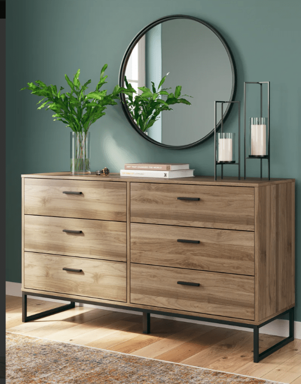 AshleyAshley EB1866 Deanlow - Platform Panel Bed - Honey