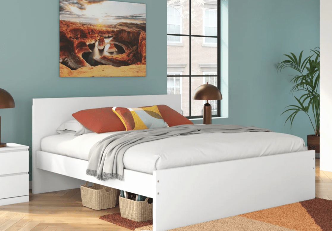 AshleyAshley EB9630 Onita - Panel Platform Bed