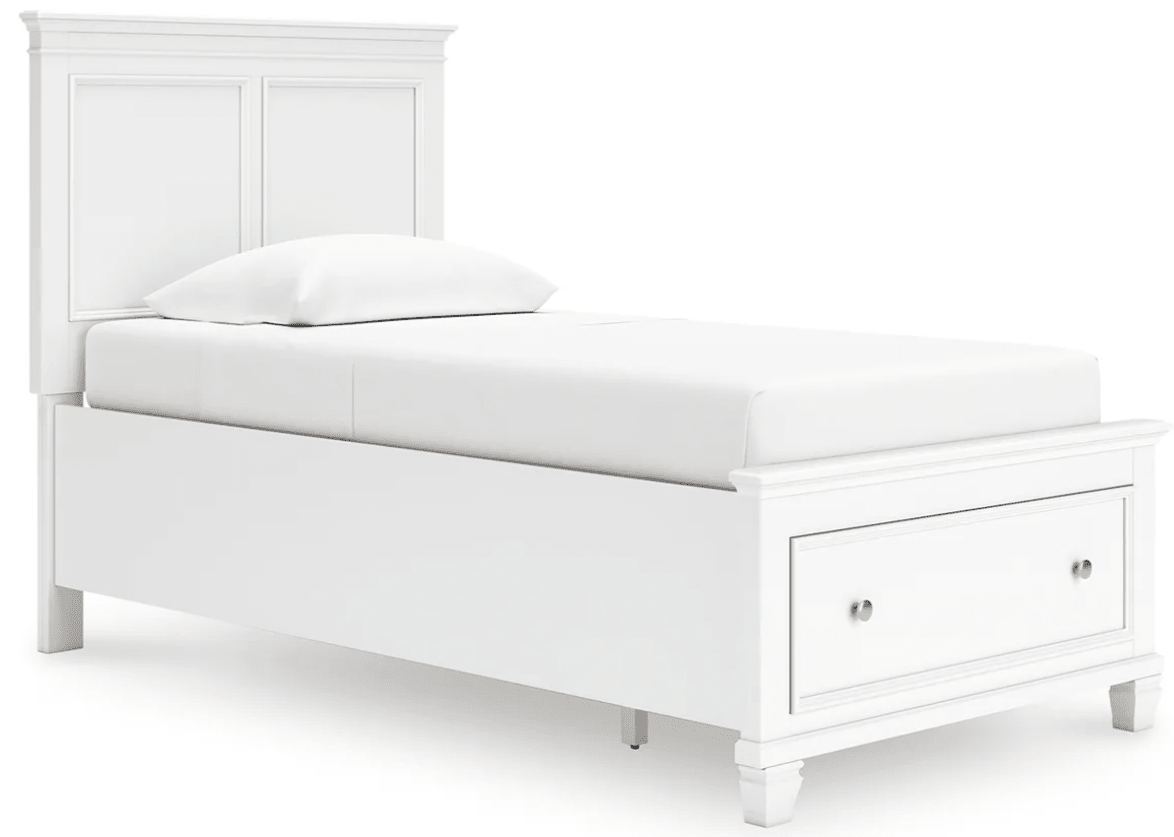 AshleyAshley Fortman - Panel Storage Bed - B680