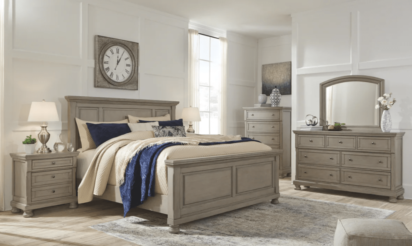 AshleyAshley Lettner B733 Panel King Bed