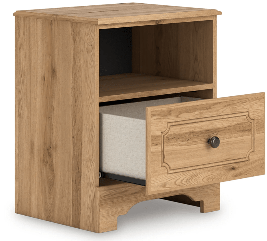 AshleyAshley PCB1075 Aleaport - Panel Bed - Warm Brown