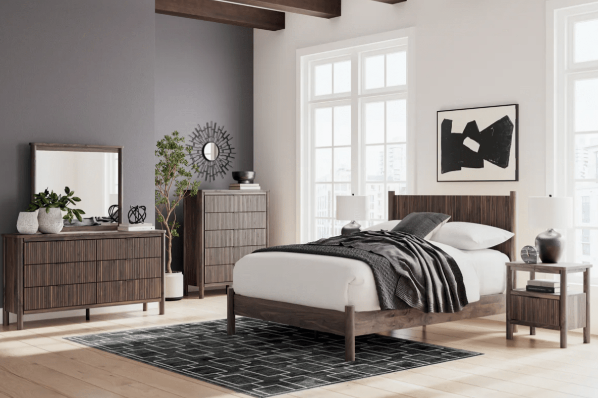 AshleyAshley PCB2614 Pamytta - Panel Bed - Brown