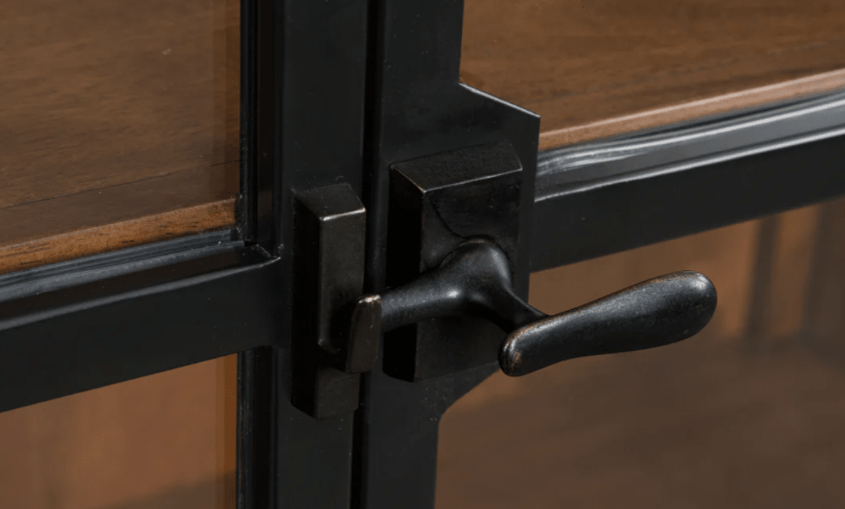 AshleyAshley PCD824 Greddinton - Display Cabinet