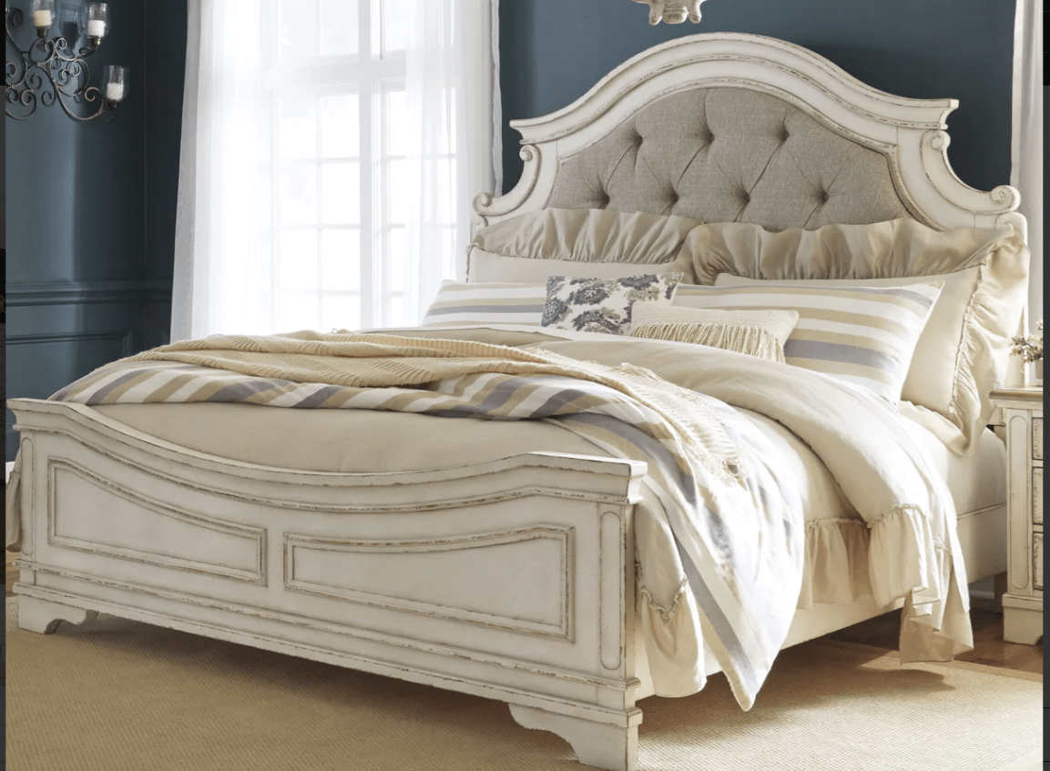 AshleyAshley Realyn - Upholstered Panel Bed - B743