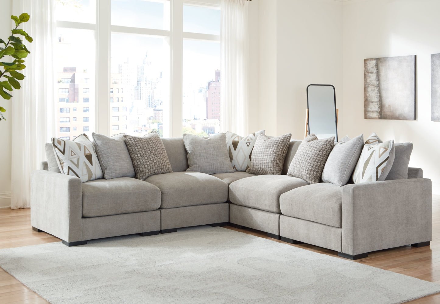 AshleyAslan Court 5 - Piece Sectional