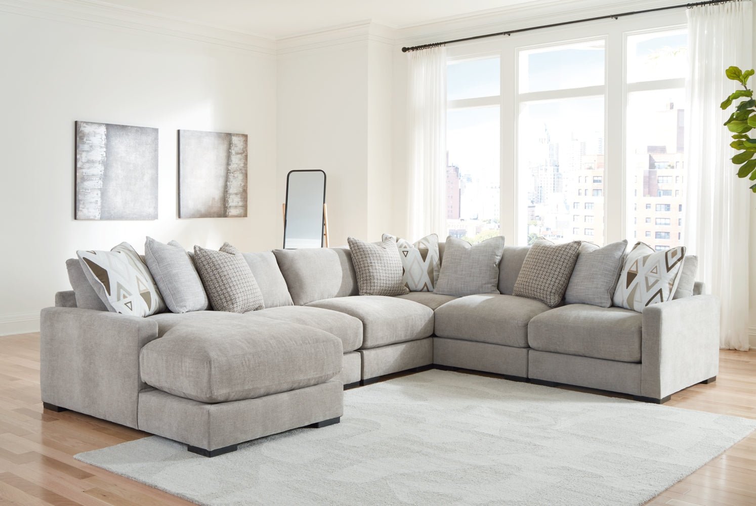 AshleyAslan Court 6 - Piece Sectional with Chaise
