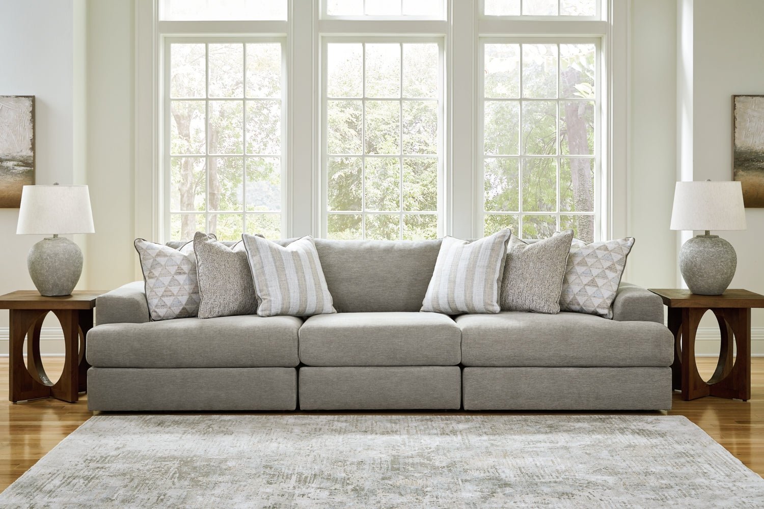 AshleyAvaliyah 3 - Piece Sectional Sofa