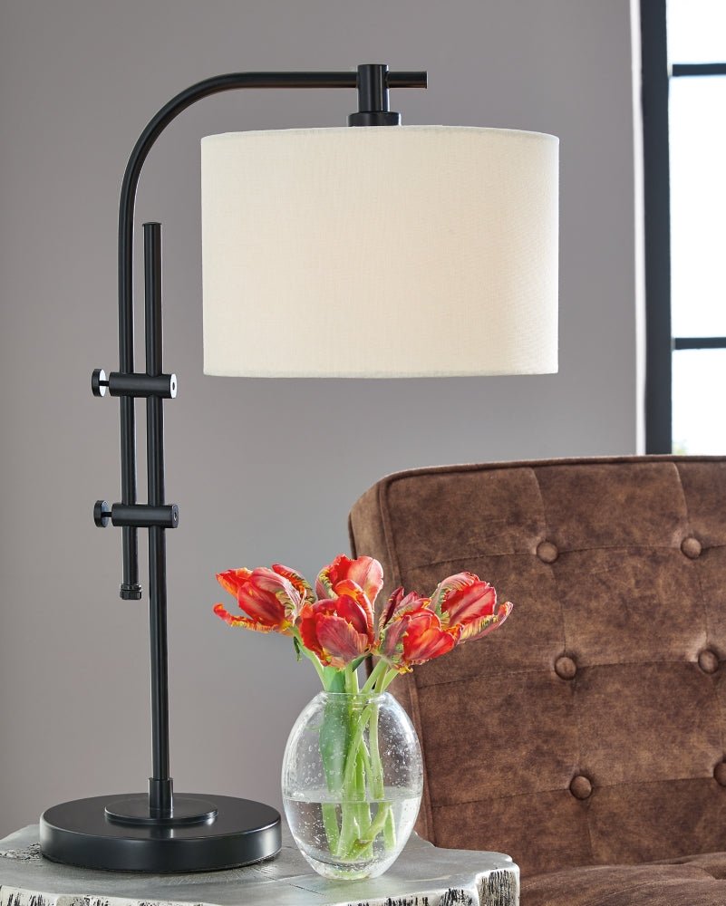 AshleyBaronvale Table Lamps