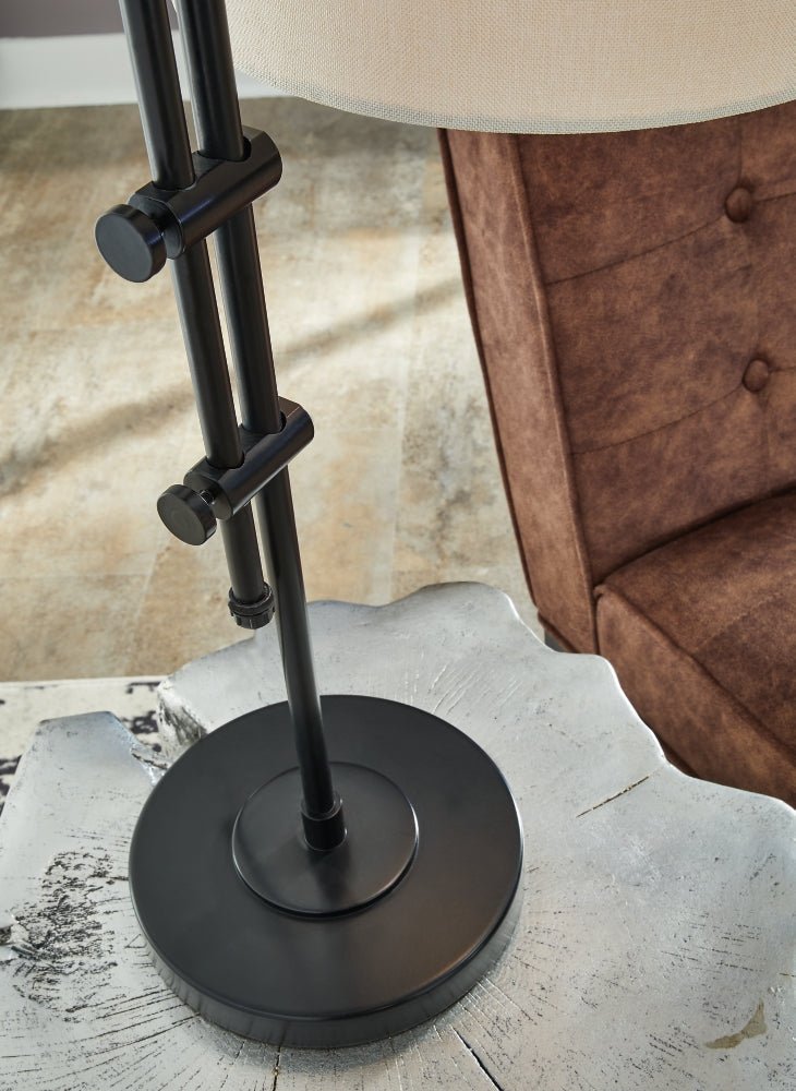 AshleyBaronvale Table Lamps