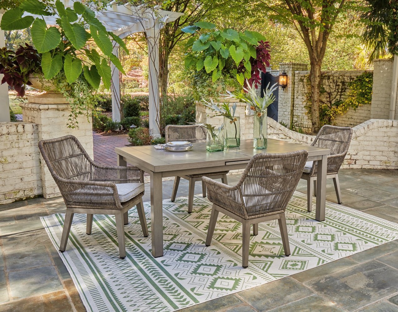 AshleyBeach Front Outdoor Dining Set