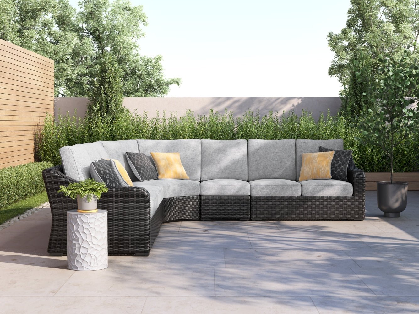 AshleyBeachcroft 5 - Piece Outdoor Sectional