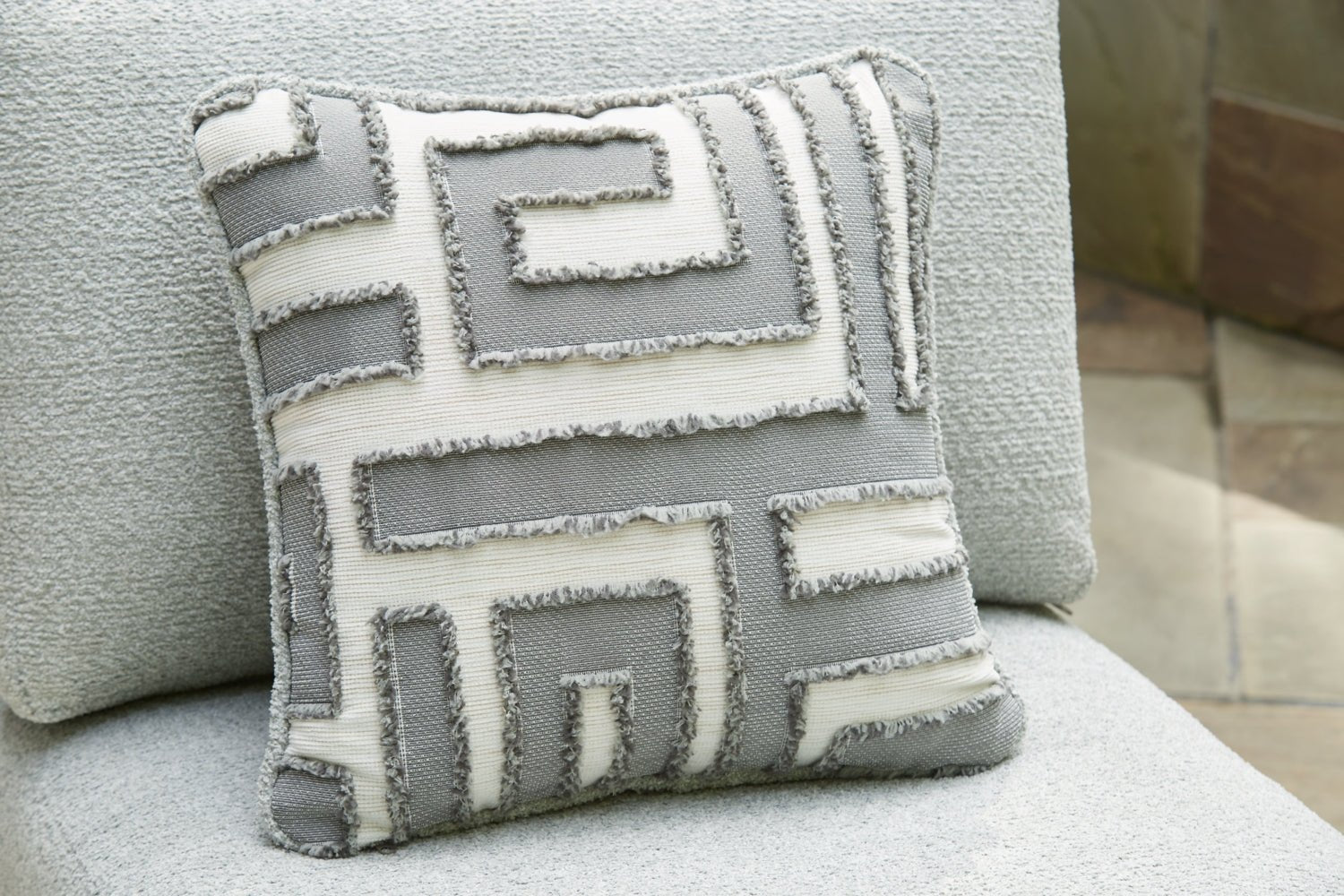 AshleyBeachloft 3 - Piece Outdoor Sectional