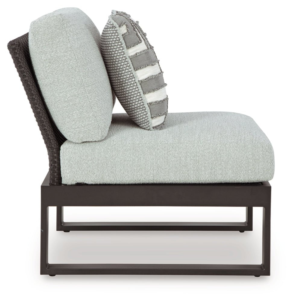 AshleyBeachloft 4 - Piece Outdoor Sectional