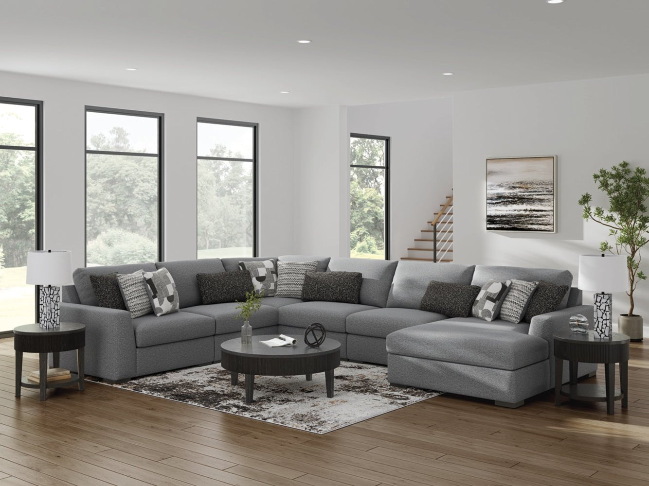 AshleyBealton 6 - Piece Sectional with Chaise