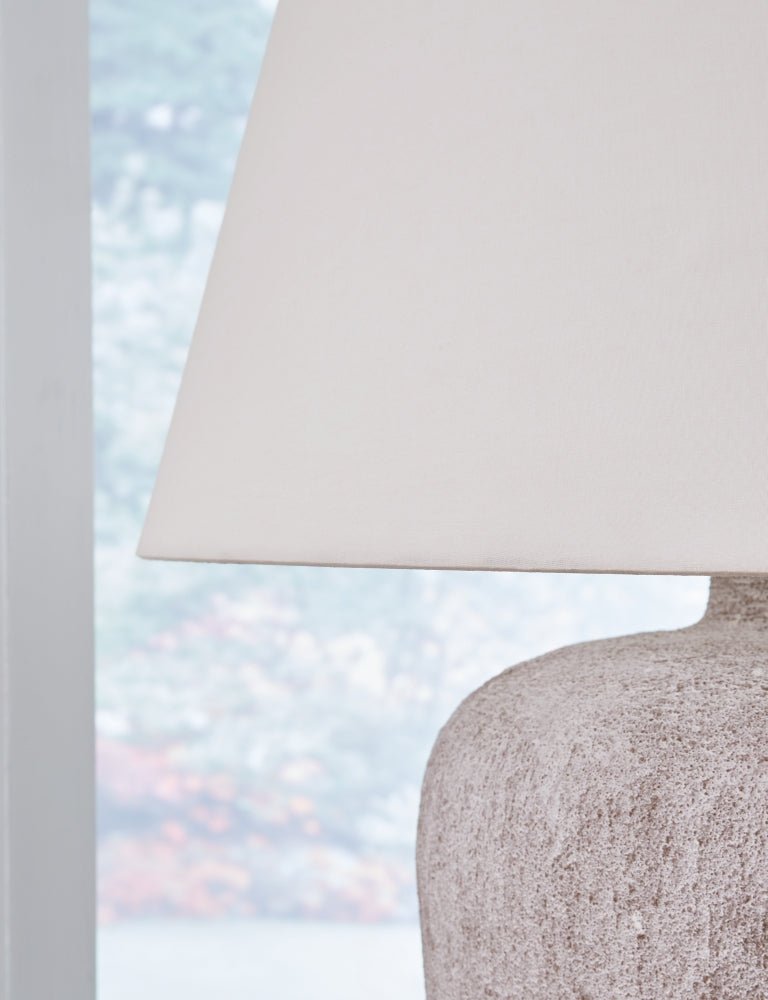AshleyDanry Table Lamps