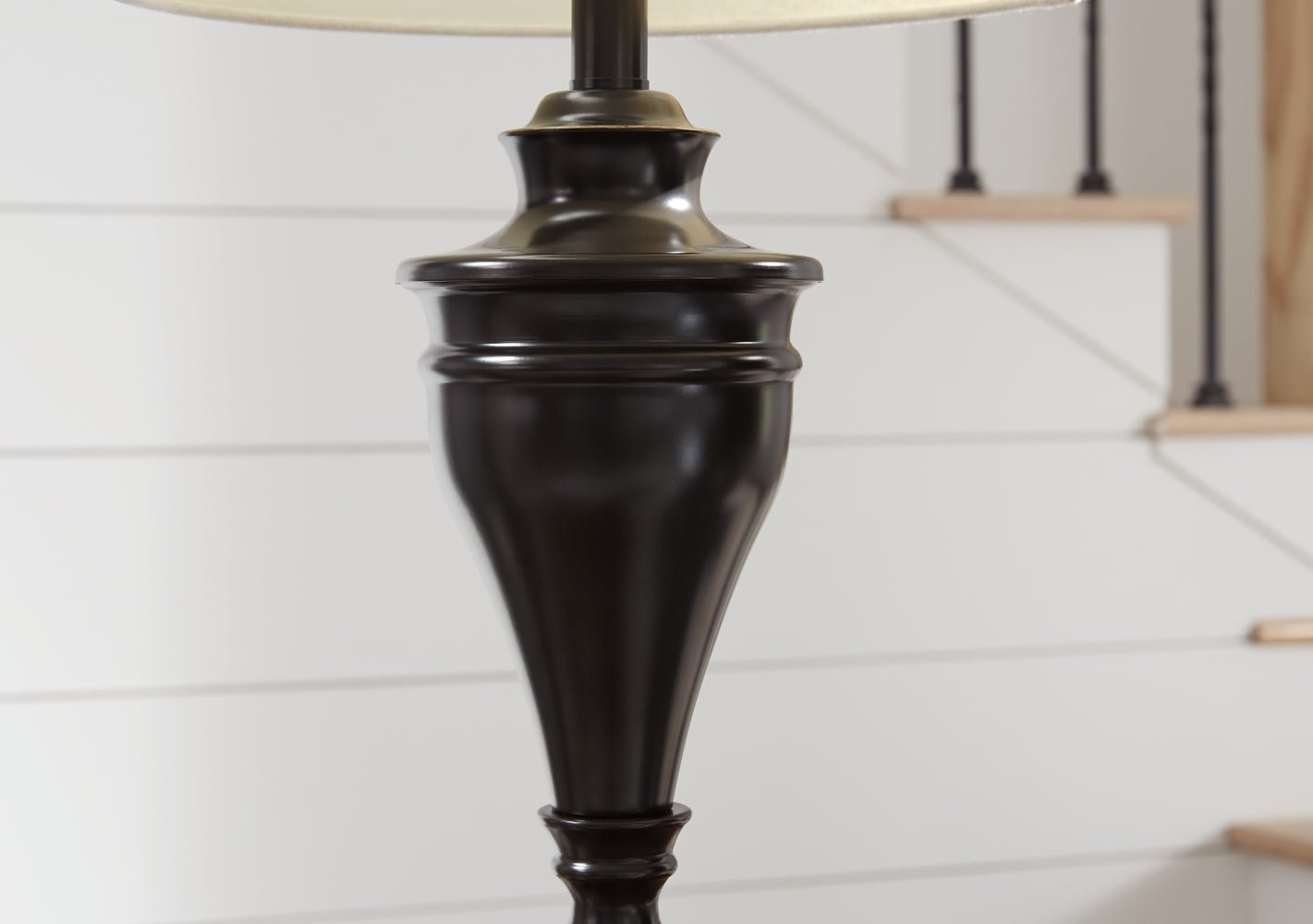 AshleyDarlita Table Lamps