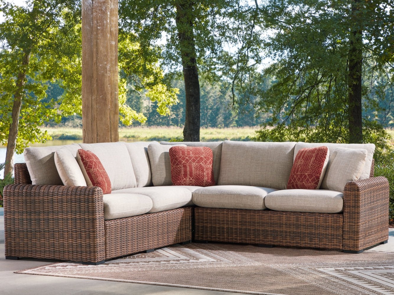 AshleyDolan Creek 3 - Piece Outdoor Sectional