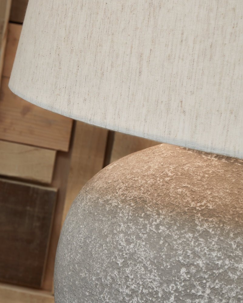 AshleyDreward Table Lamps
