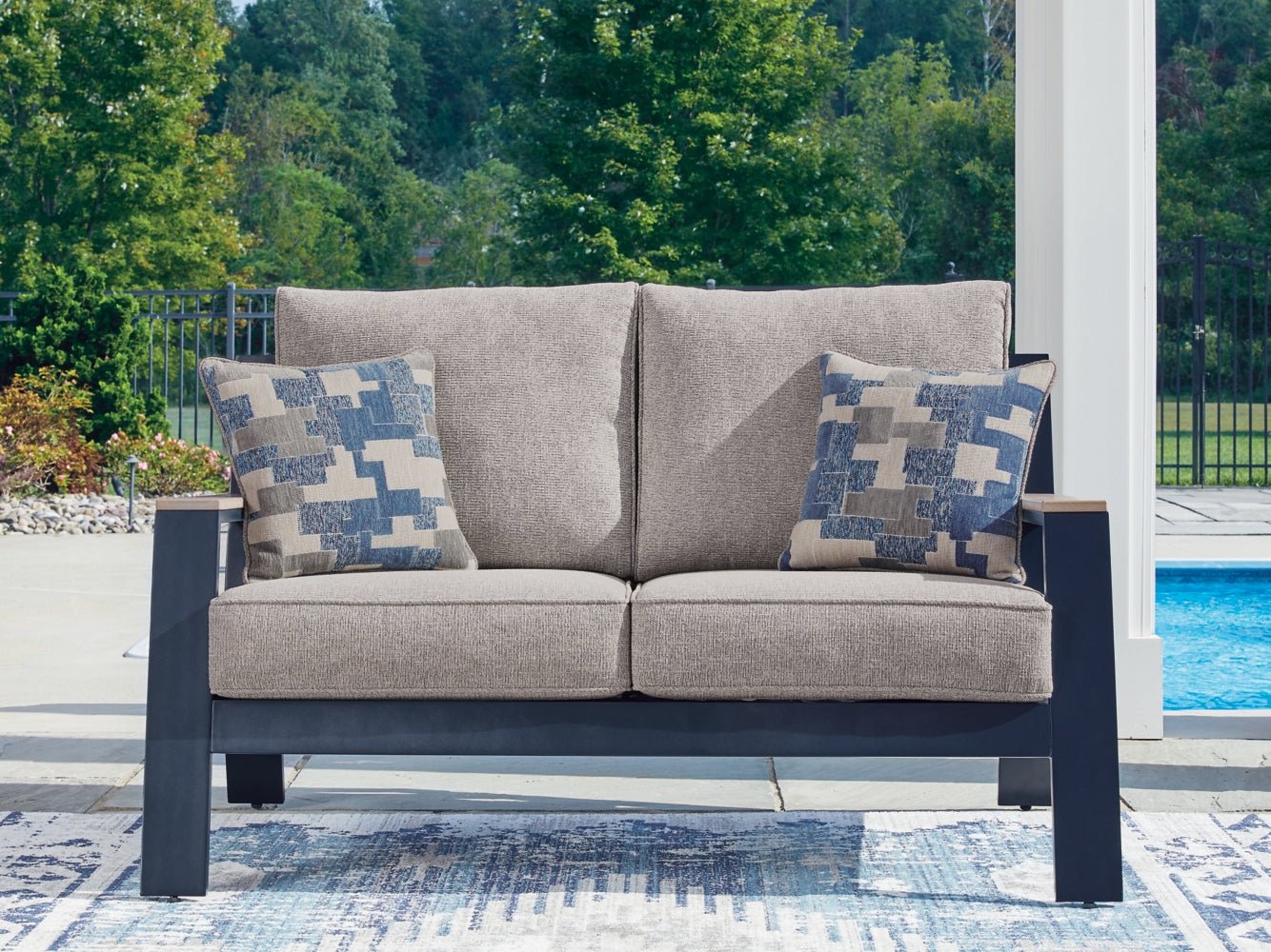 AshleyEast Beach Outdoor Loveseat with Cushion