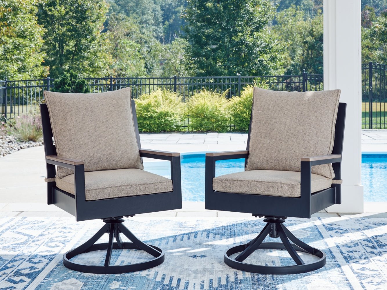 AshleyEast Beach Outdoor Swivel Chair with Cushion (Set of 2)