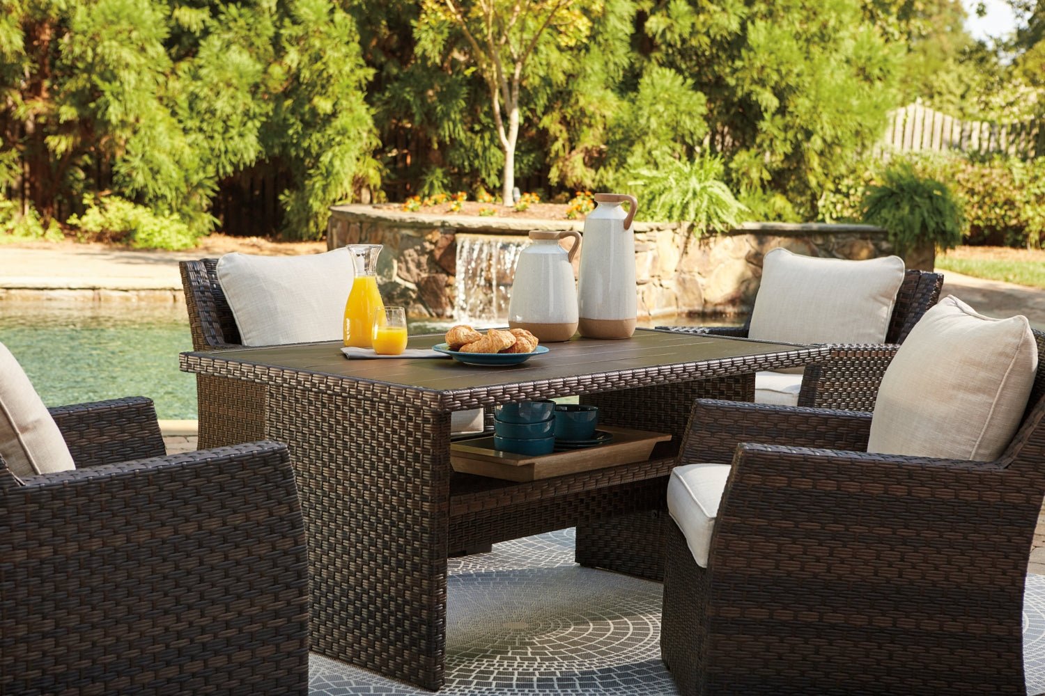 AshleyEasy Isle Multi - Use Table