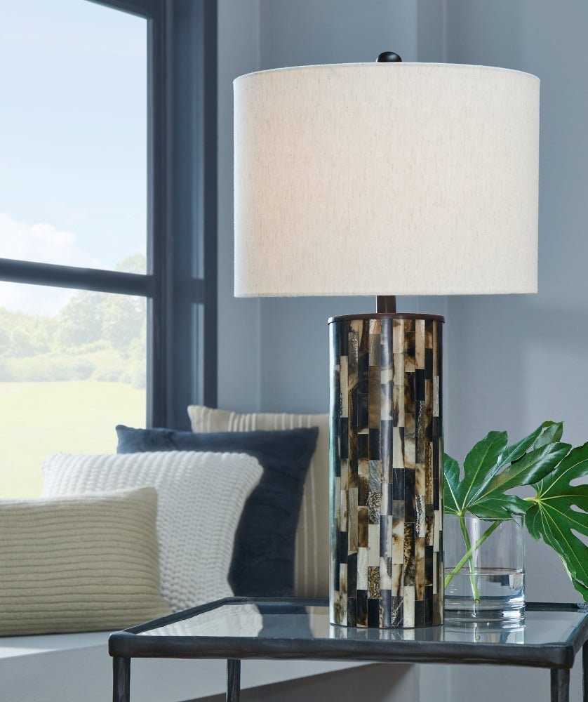 AshleyEllford Table Lamps