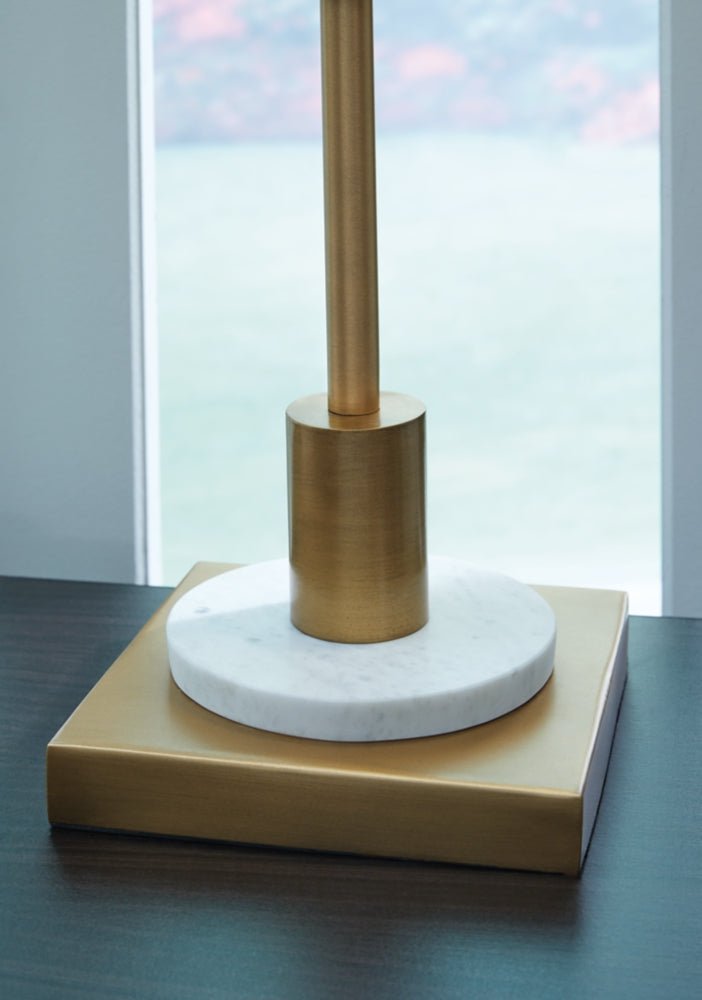 AshleyFritzburn Table Lamps