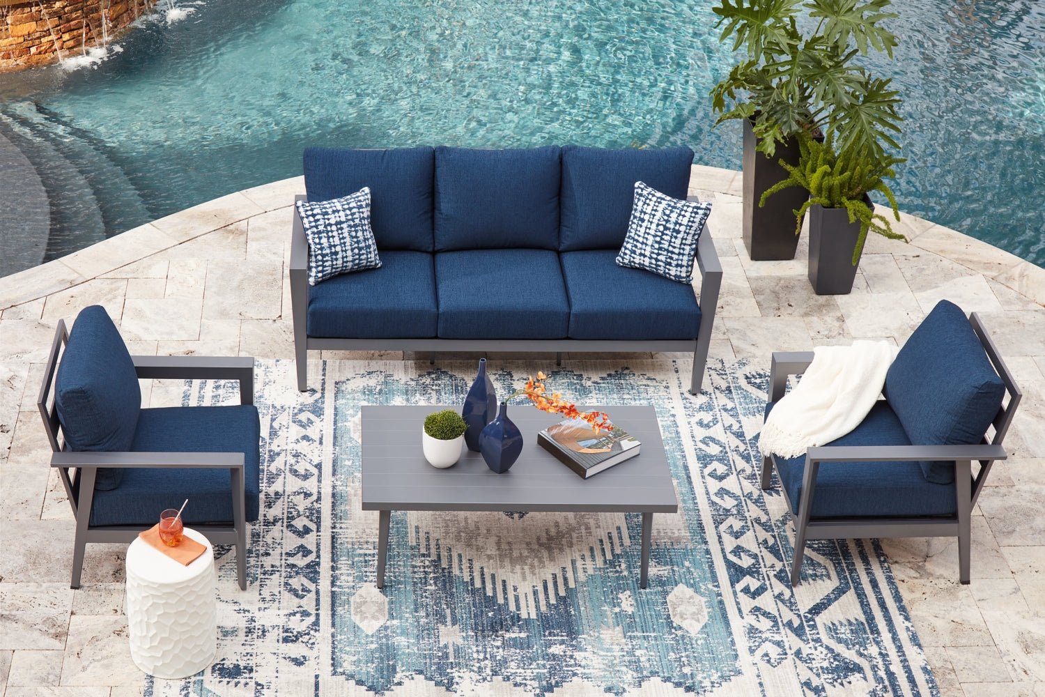 AshleyGali Outdoor Sofa/Chairs/Table Set (Set of 4)