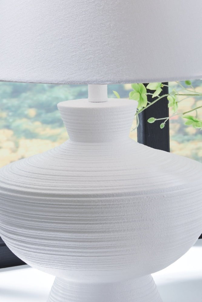 AshleyHarelwood Table Lamps
